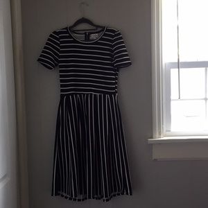 LulaRoe Amelia black and white stripes